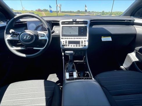 Used 2024 Hyundai Santa Cruz SEL w/ Activity Package image 5