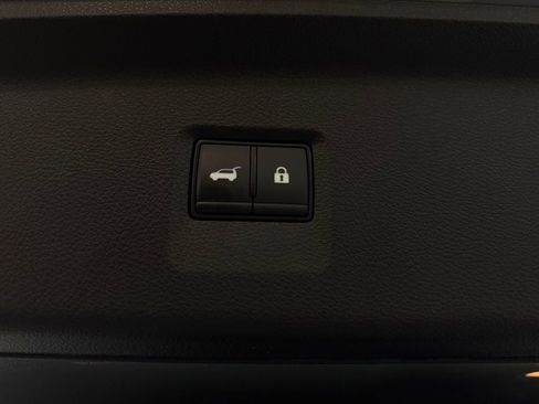 Used 2025 INFINITI QX60 Sensory w/ Vision Package AWD/4WD image 32