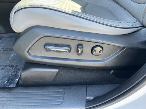 Used 2023 Honda Pilot Elite image 24