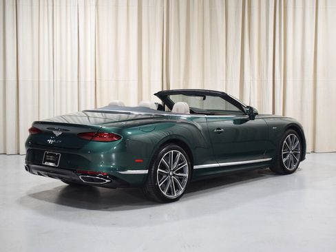 New 2026 Bentley Continental GTC AWD/4WD image 3