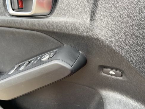 Used 2025 Honda Civic Sport image 47