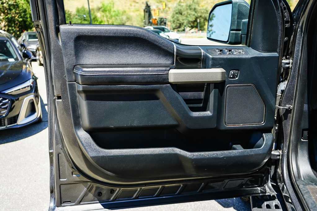 Used 2019 Ford F150 Raptor w/ Equipment Group 802A Luxury AWD/4WD image 20