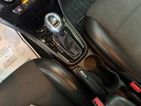 Used 2020 Buick Encore Preferred FWD image 36