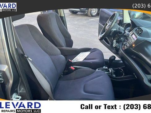 Used 2013 Honda Fit Sport image 17