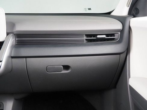 Used 2024 Hyundai Ioniq 5 SEL image 39