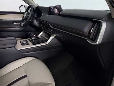 Used 2024 MAZDA CX-90 Plug-In Hybrid w/ Preferred image 32