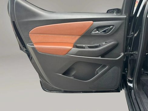 Used 2018 Chevrolet Traverse High Country w/ LPO, Floor Liner Package AWD/4WD image 18