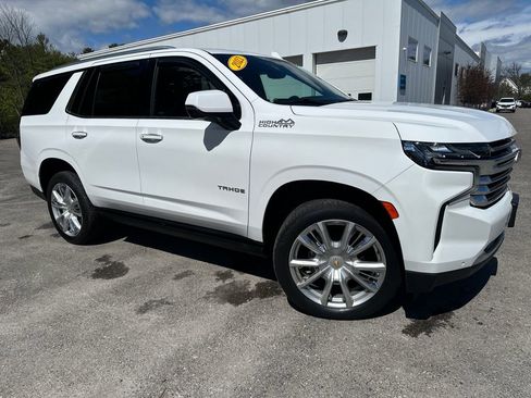 Used 2021 Chevrolet Tahoe High Country w/ Premium Package AWD/4WD image 7