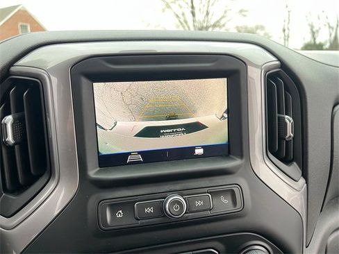 Used 2022 Chevrolet Silverado 1500 Custom image 25