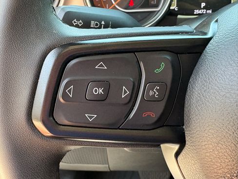 Used 2023 Jeep Gladiator Sport AWD/4WD image 12