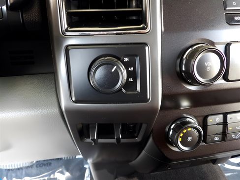 Used 2019 Ford F250 XLT image 29