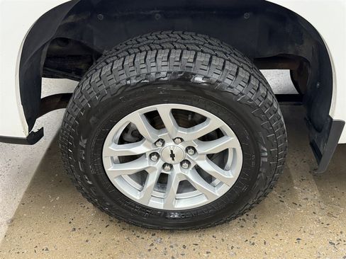 Used 2019 Chevrolet Silverado 1500 LT w/ All-Star Edition AWD/4WD image 18