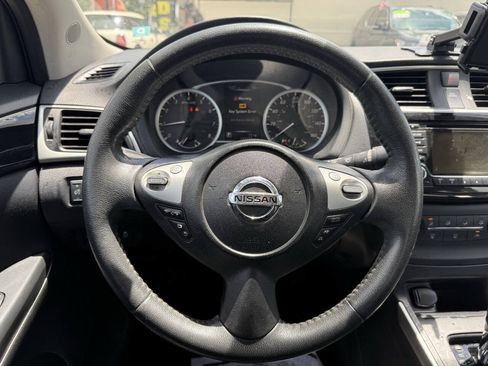 Used 2016 Nissan Sentra SV FWD image 15
