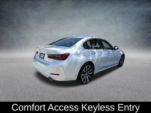 Used 2025 BMW 330i xDrive Sedan AWD/4WD image 7