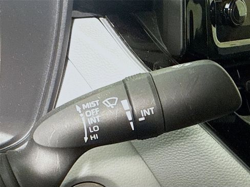 Used 2025 Toyota Corolla SE FWD image 7