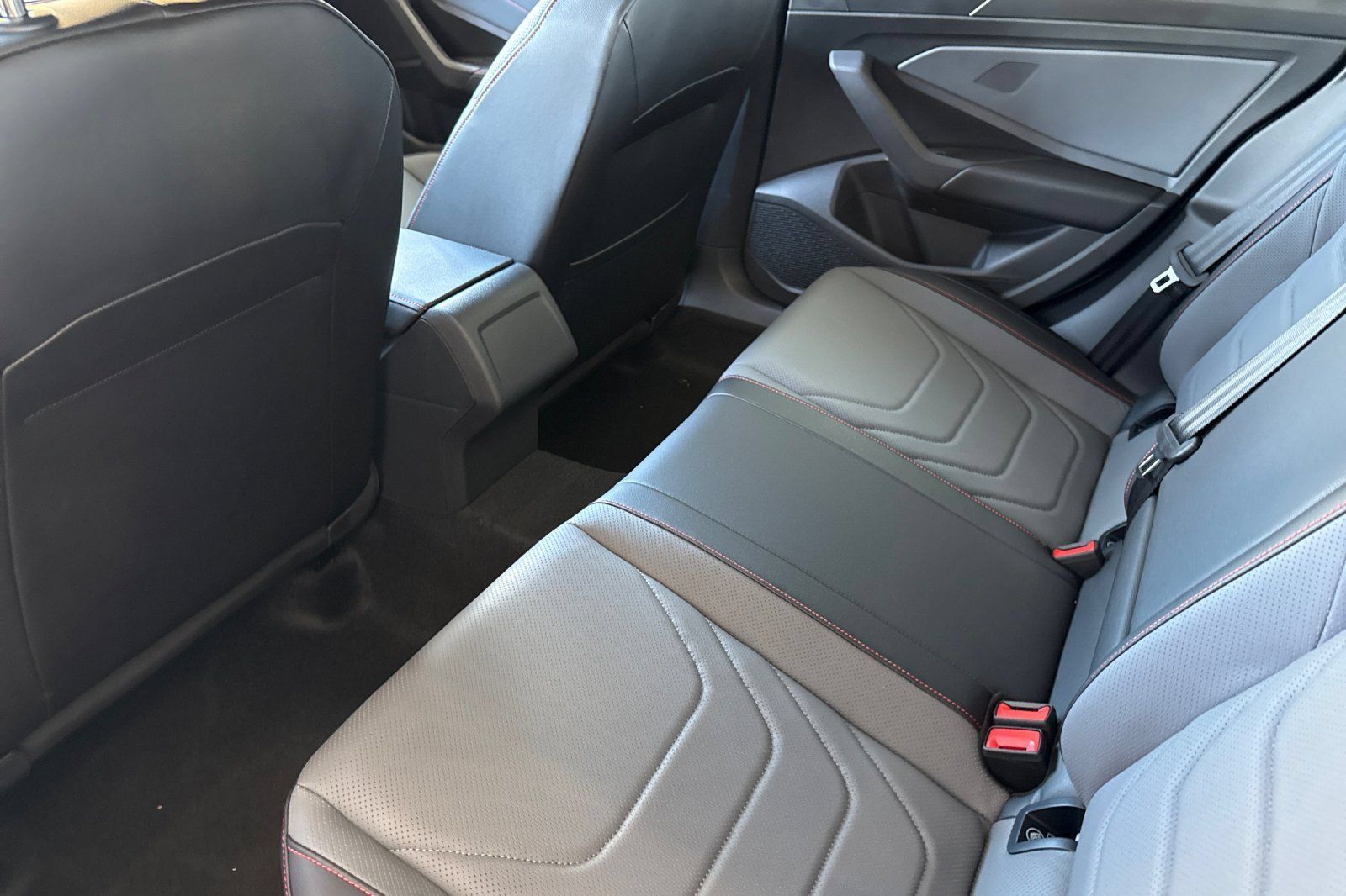 New 2026 Volkswagen Jetta GLI Autobahn FWD image 11