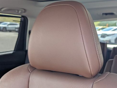 Certified 2024 Subaru Ascent Touring AWD/4WD image 12