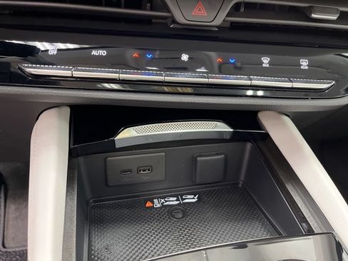New 2026 Buick Envision Avenir AWD/4WD image 17