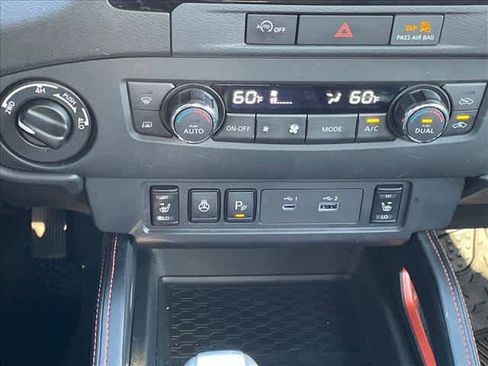 Certified 2024 Nissan Frontier PRO-4X w/ Pro Premium Package AWD/4WD image 26
