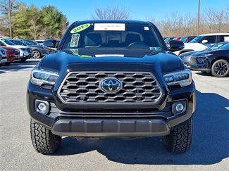 Used 2023 Toyota Tacoma TRD Off-Road video 2