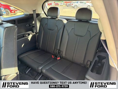 Used 2021 Kia Sorento S image 32