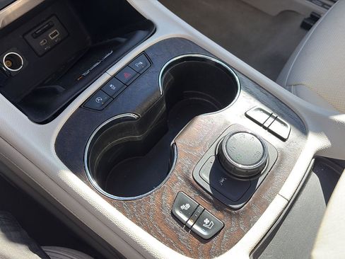 Used 2020 GMC Acadia Denali w/ Trailering Package image 27