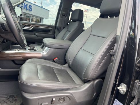 Used 2024 Chevrolet Silverado 2500 LT w/ Texas Edition AWD/4WD image 13