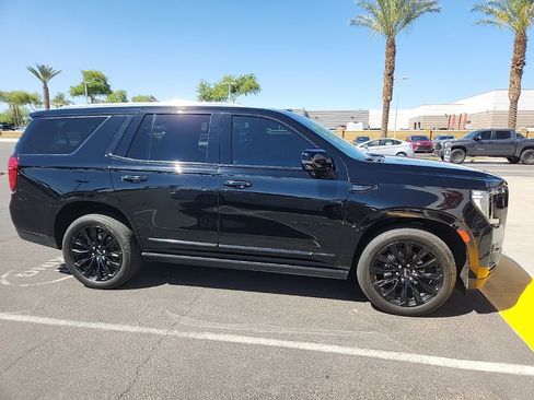 Used 2021 GMC Yukon Denali w/ Denali Premium Package AWD/4WD image 12