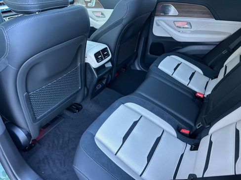 New 2026 Mercedes-Benz GLE 53 AMG 4MATIC Coupe image 12