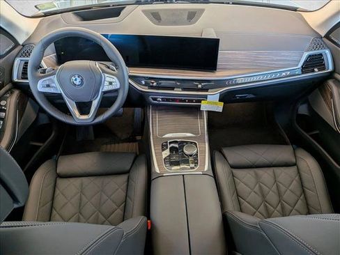 New 2026 BMW X7 xDrive40i image 15