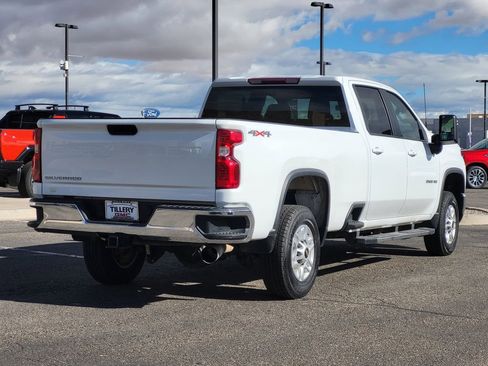 Used 2024 Chevrolet Silverado 2500 LT image 7