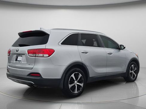 Used 2016 Kia Sorento EX AWD/4WD image 7