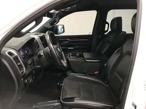 Used 2023 RAM 1500 Laramie image 12