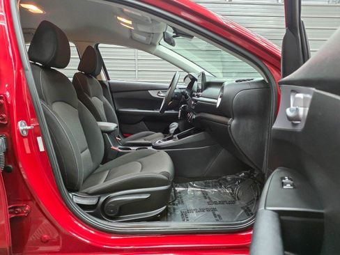 Used 2023 Kia Forte LXS FWD image 14