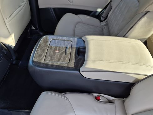 Certified 2024 Nissan Armada Platinum w/ Captain's Chairs Package RWD image 18