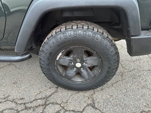 Used 2011 Jeep Wrangler Sport AWD/4WD image 16