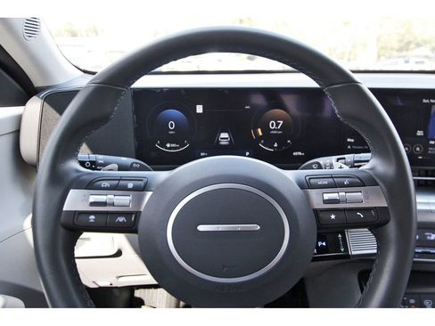 Certified 2025 Hyundai Kona SEL FWD image 14