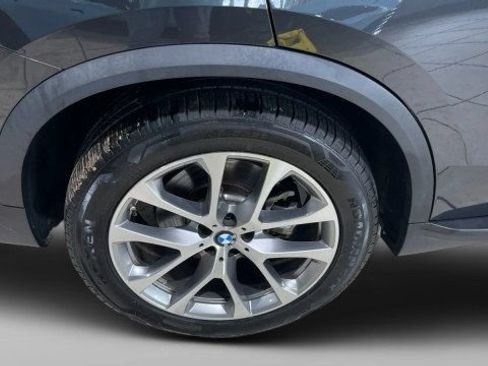Used 2023 BMW X5 xDrive40i AWD/4WD image 7
