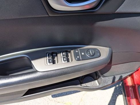 Used 2020 Kia Optima S FWD image 12