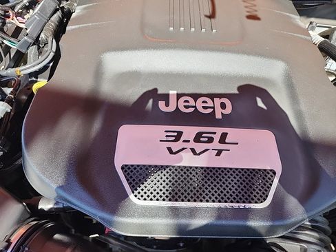 Used 2013 Jeep Wrangler Unlimited Sport AWD/4WD image 57