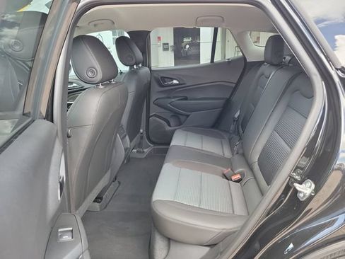 Certified 2026 Chevrolet Trax LT w/ Driver Confidence Package FWD image 24