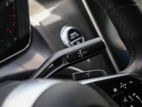 Certified 2024 Mercedes-Benz GLC 300 image 18
