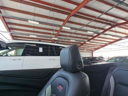 Used 2020 Chevrolet Camaro SS RWD image 10