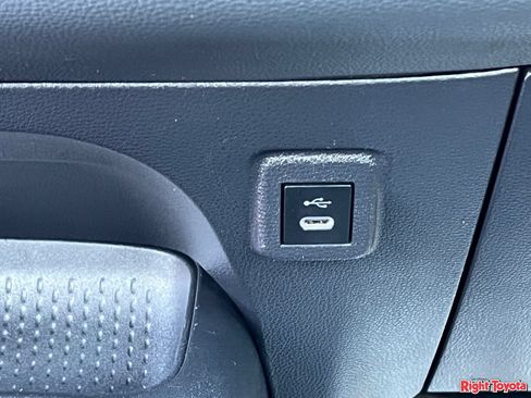 Certified 2025 Toyota Corolla LE FWD image 27