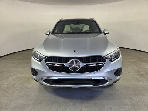 Certified 2024 Mercedes-Benz GLC 300 image 2