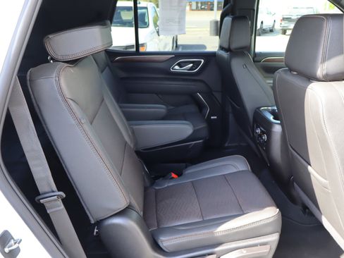 Used 2024 Chevrolet Tahoe High Country AWD/4WD image 39