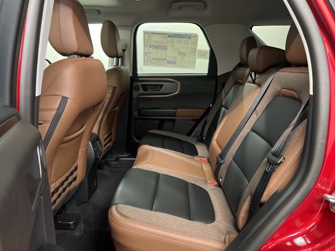 New 2026 Ford Bronco Sport Outer Banks w/ Outer Banks Tech Package+ AWD/4WD image 32