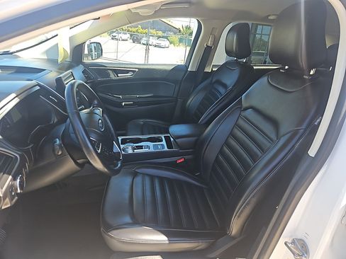 Used 2024 Ford Edge SEL AWD/4WD image 13