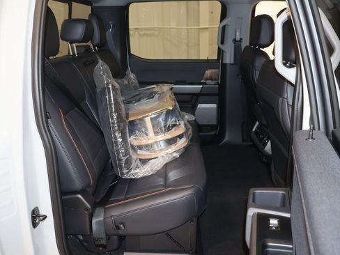 New 2025 Ford F350 Lariat w/ Lariat Ultimate Package image 15