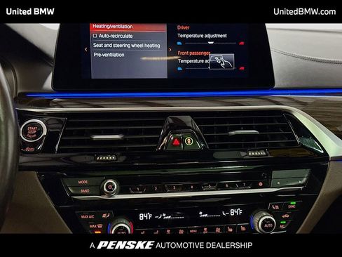 Used 2020 BMW M550i xDrive image 11